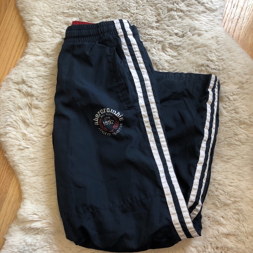 ambercrombie sweats